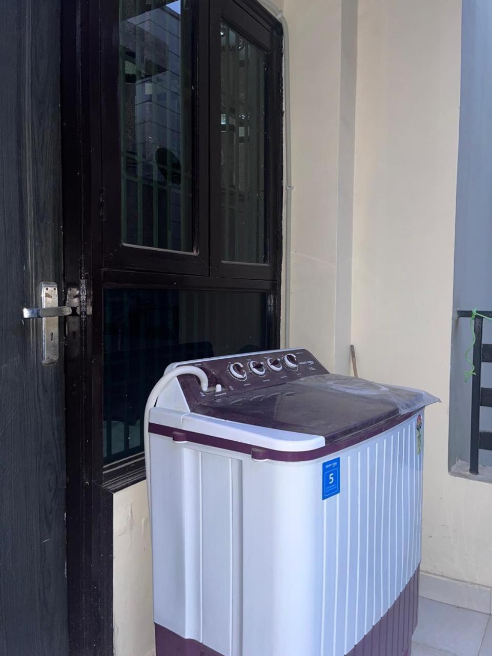 Kashi Anadam Bnb Váránaszi Kültér fotó