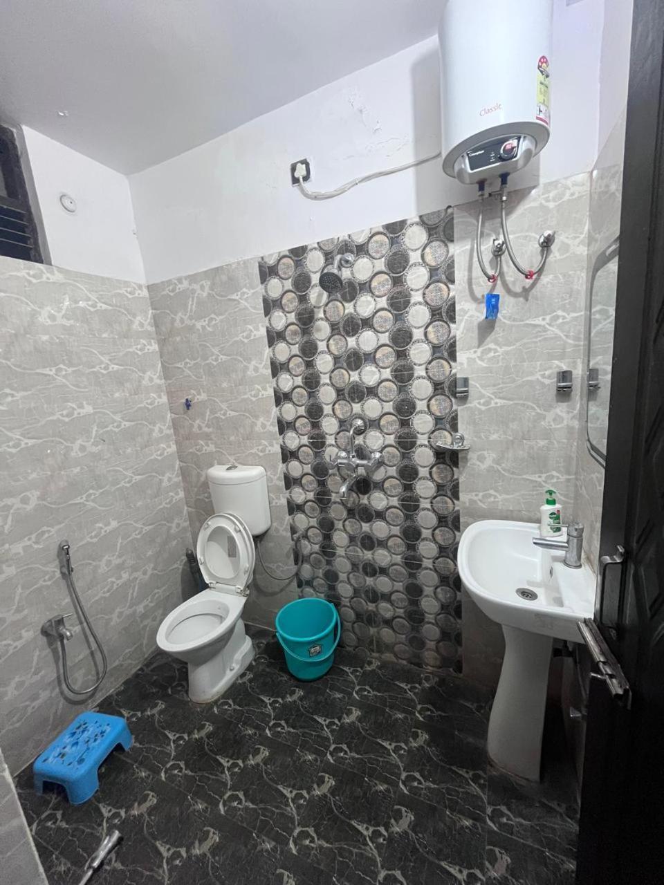 Kashi Anadam Bnb Váránaszi Kültér fotó